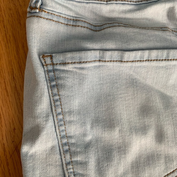 Light Wash Jean Shorts - Picture 5 of 6